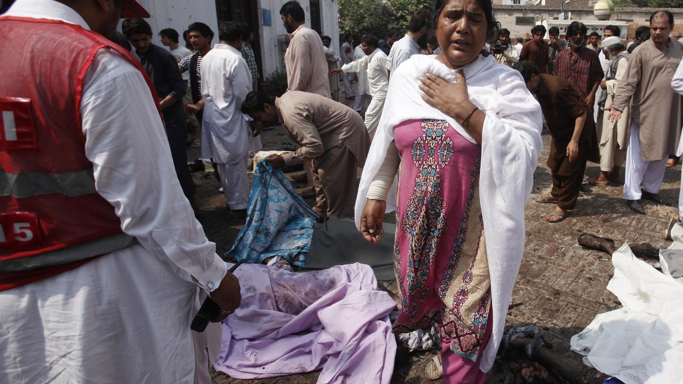 peshawar attentato, re.jpg