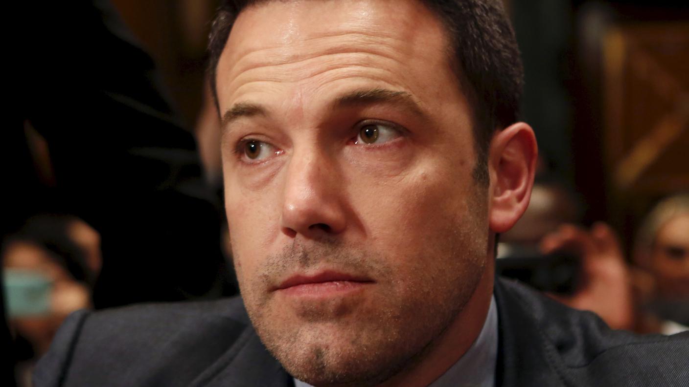 Il divorzio e le rivelazioni dell'amante stanno facendo penare Ben Affleck
