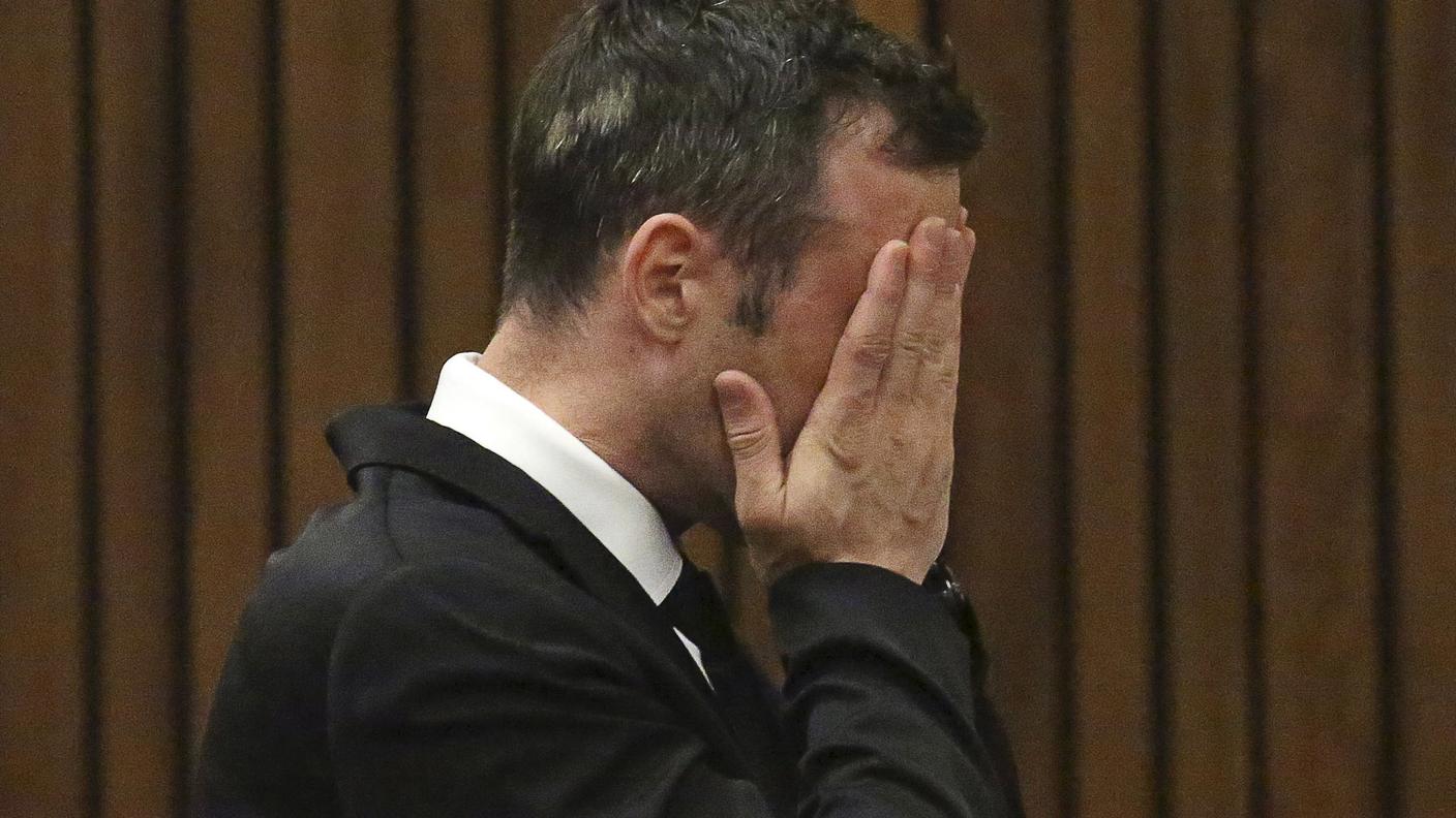Pistorius preoccupato all'udienza di martedì in tribunale a Pretoria