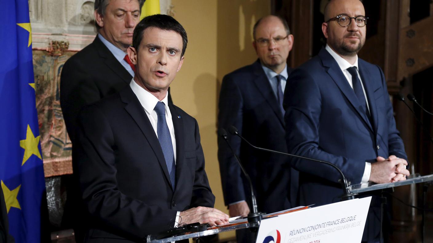 Valls e Michel alla conferenza stampa dopo l'incontro di lunedì