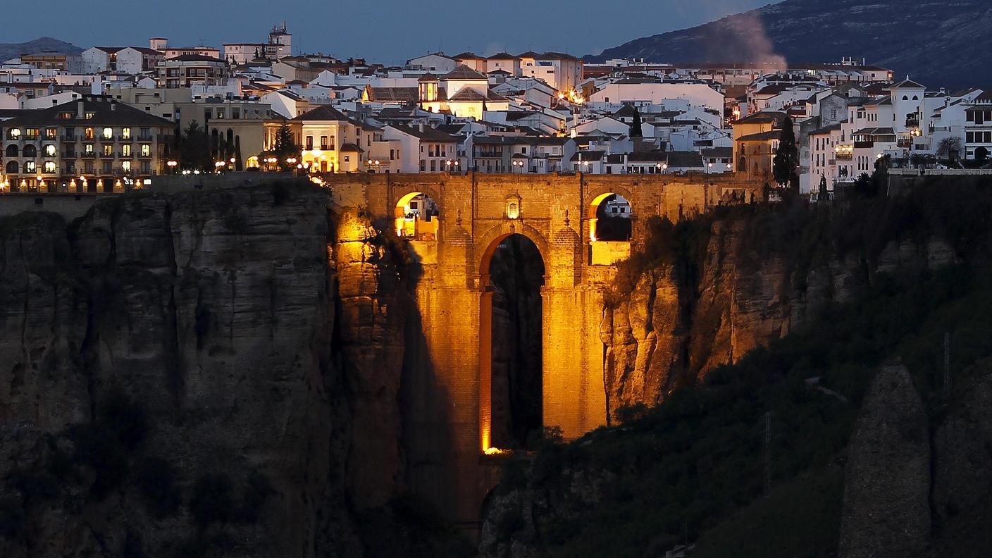 Il Puente Nuevo vicino a Malaga, in Spagna