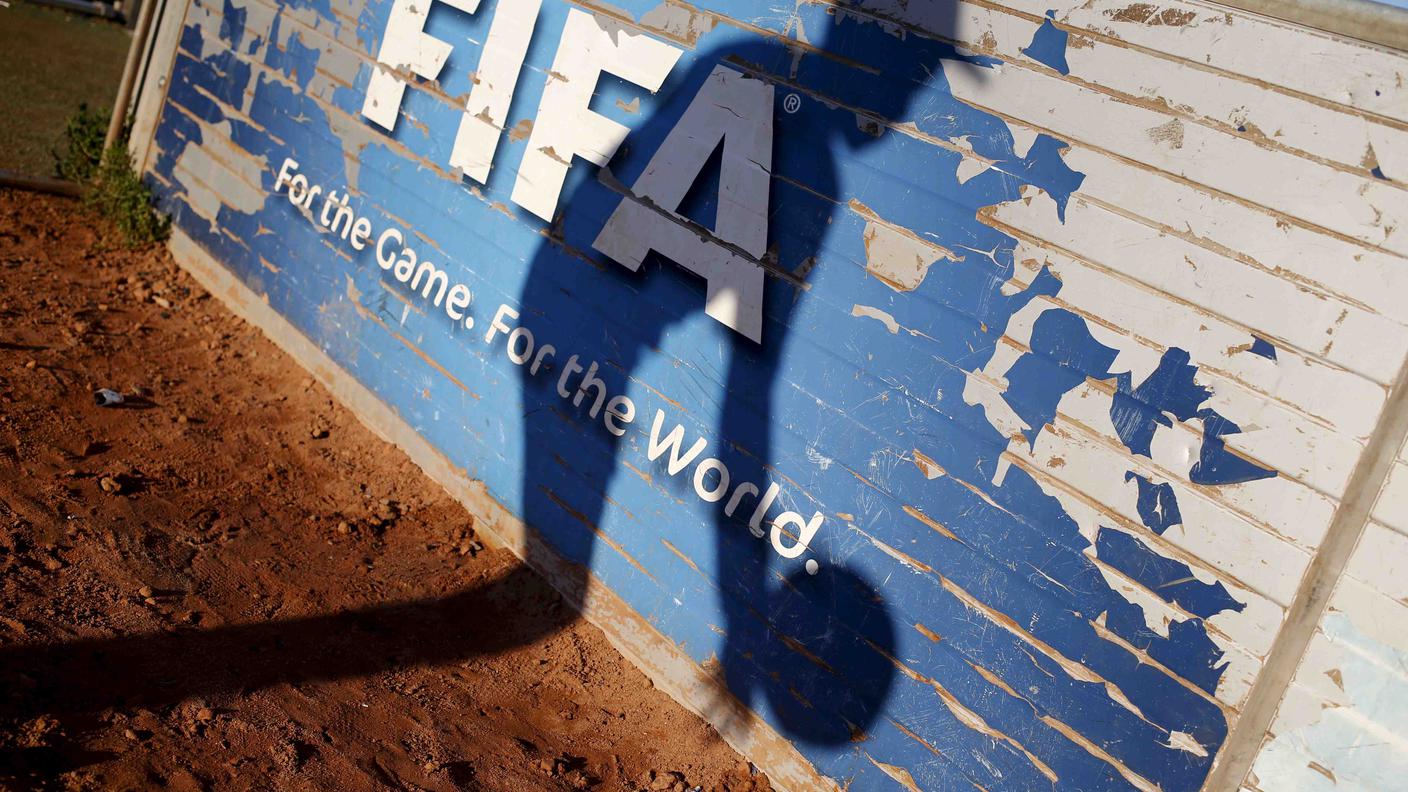 Non conosce fine lo scandalo tangenti della FIFA che mette in ombra il calcio