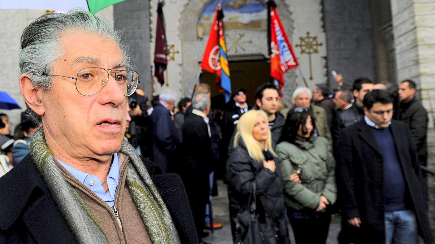 Umberto Bossi in una immagine d'archivio