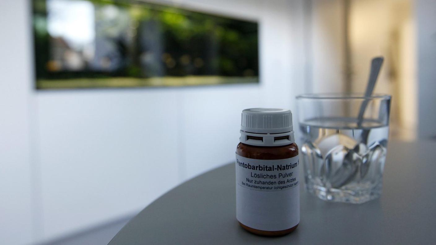 Un medico potrà somministrare il farmaco fine-vita se la persona è fisicamente incapacitata