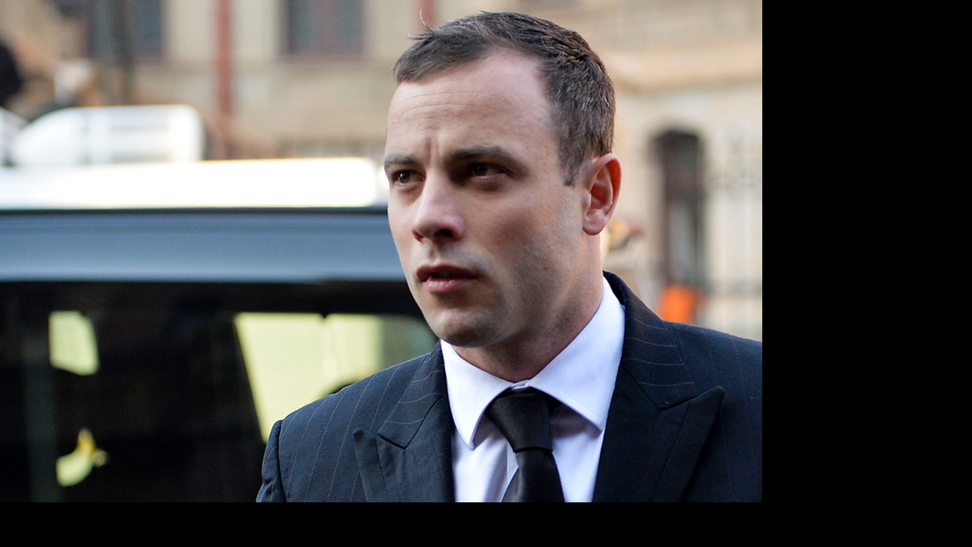 L'arrivo di Oscar Pistorius in tribunale