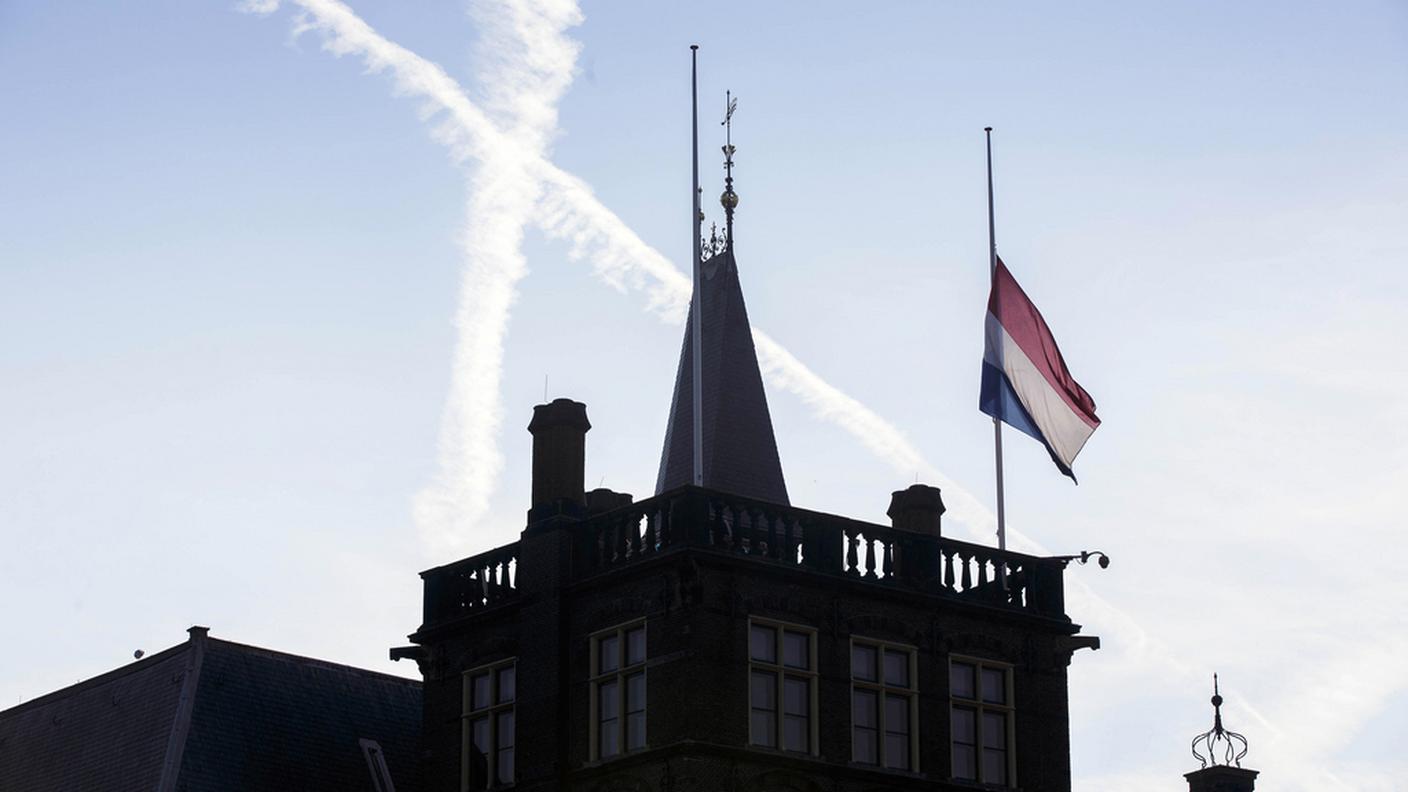 Bandiere a mezz'asta in Olanda