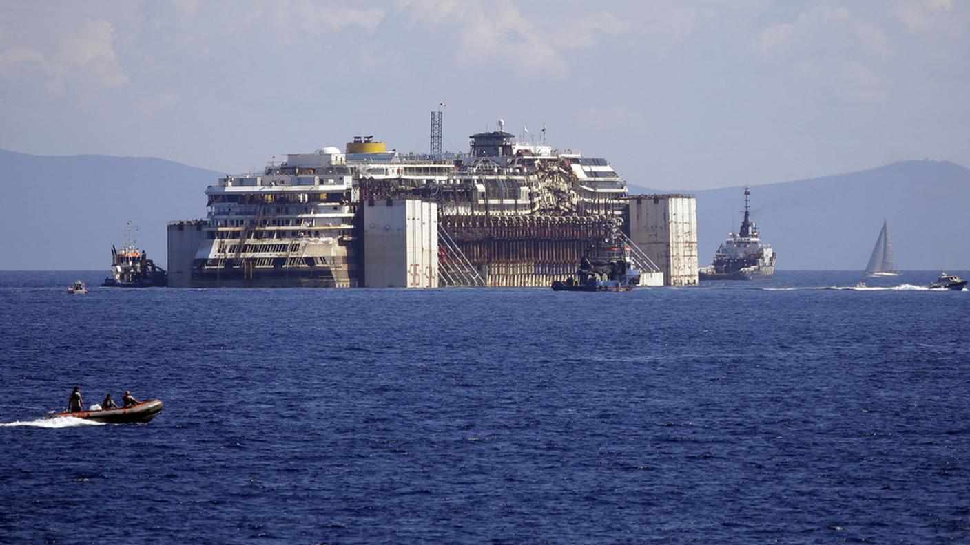 Iniziato l'ultimo viaggio della Costa Concordia