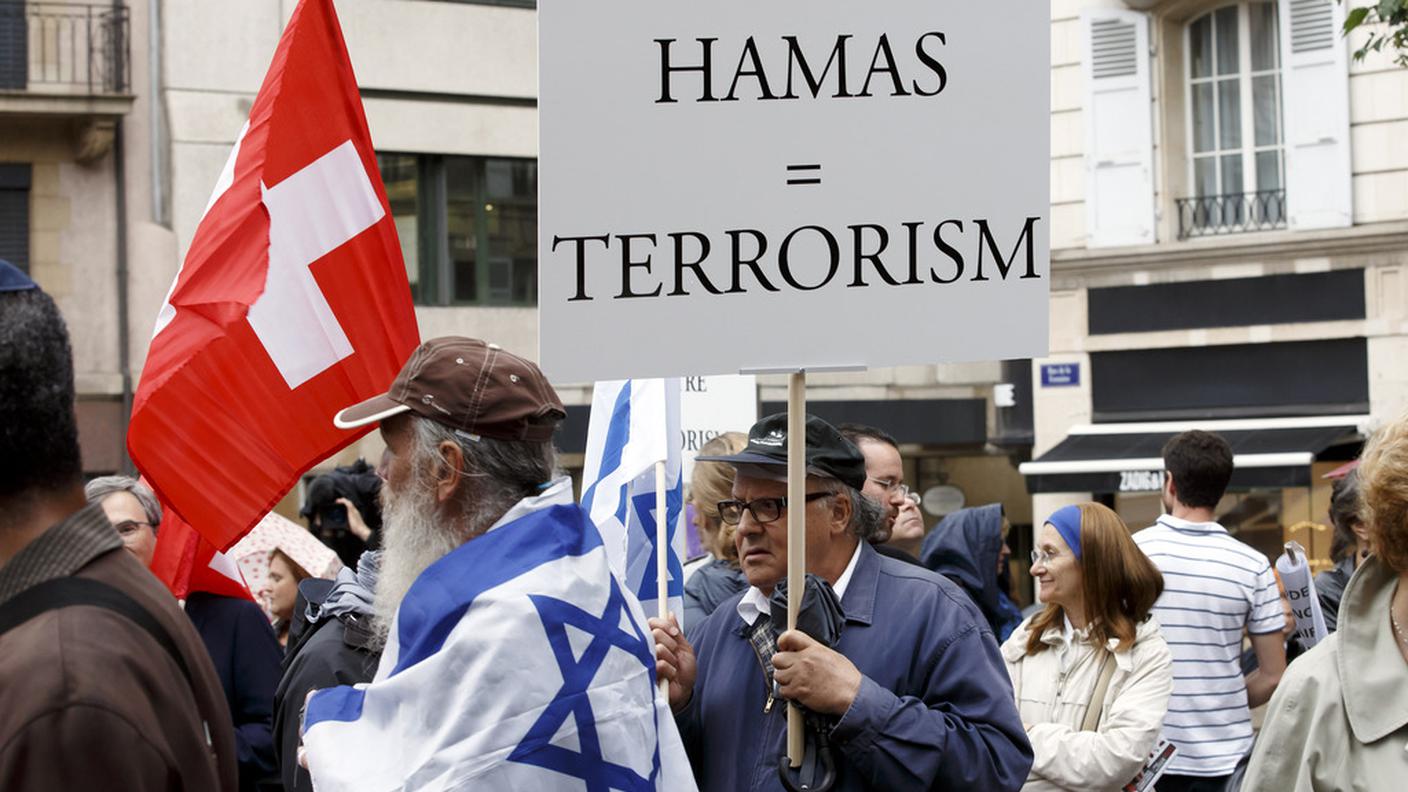 Slogan contro Hamas