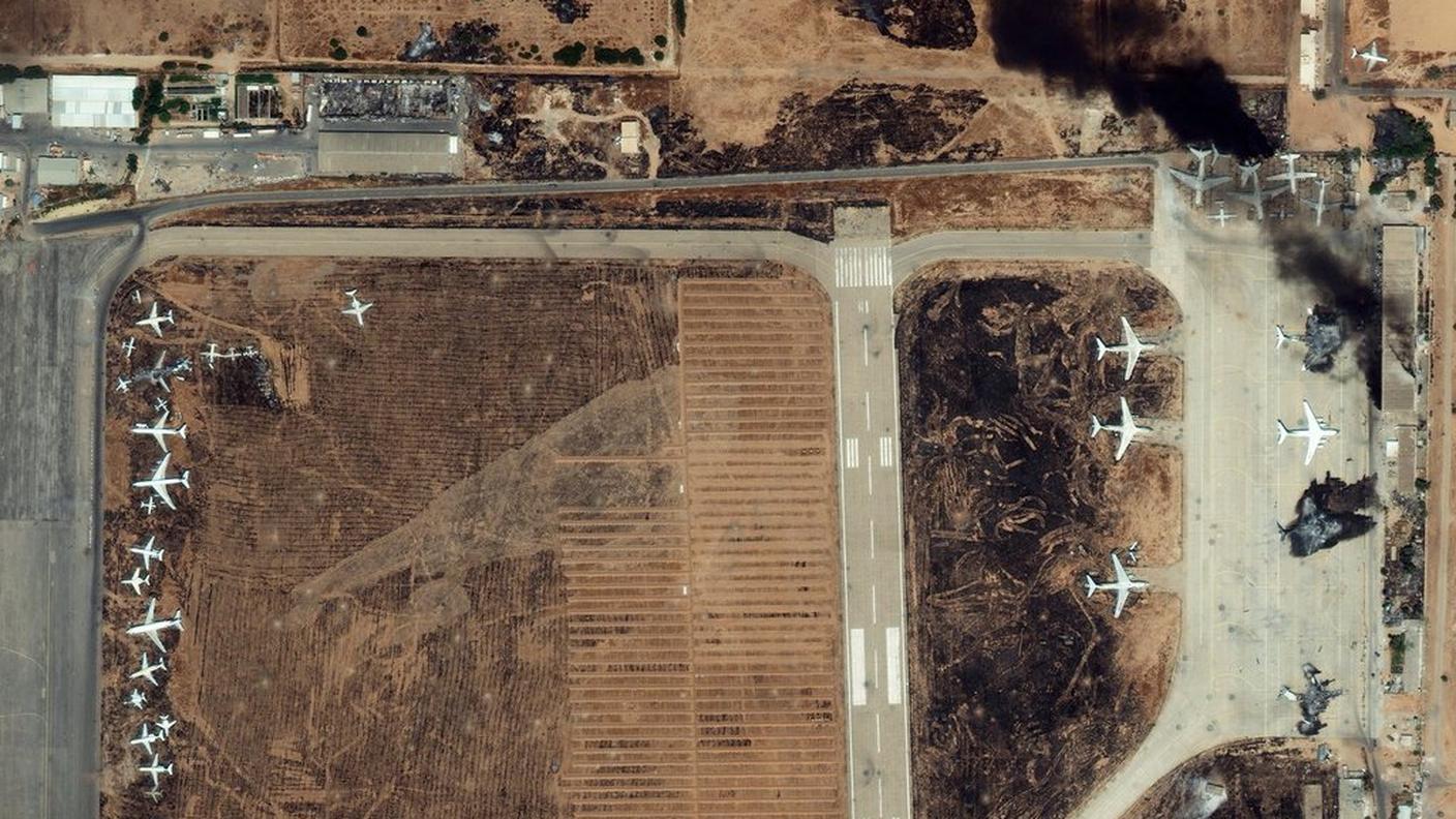 L'aeroporto internazionale di Tripoli stato al centro di violenti combattimenti
