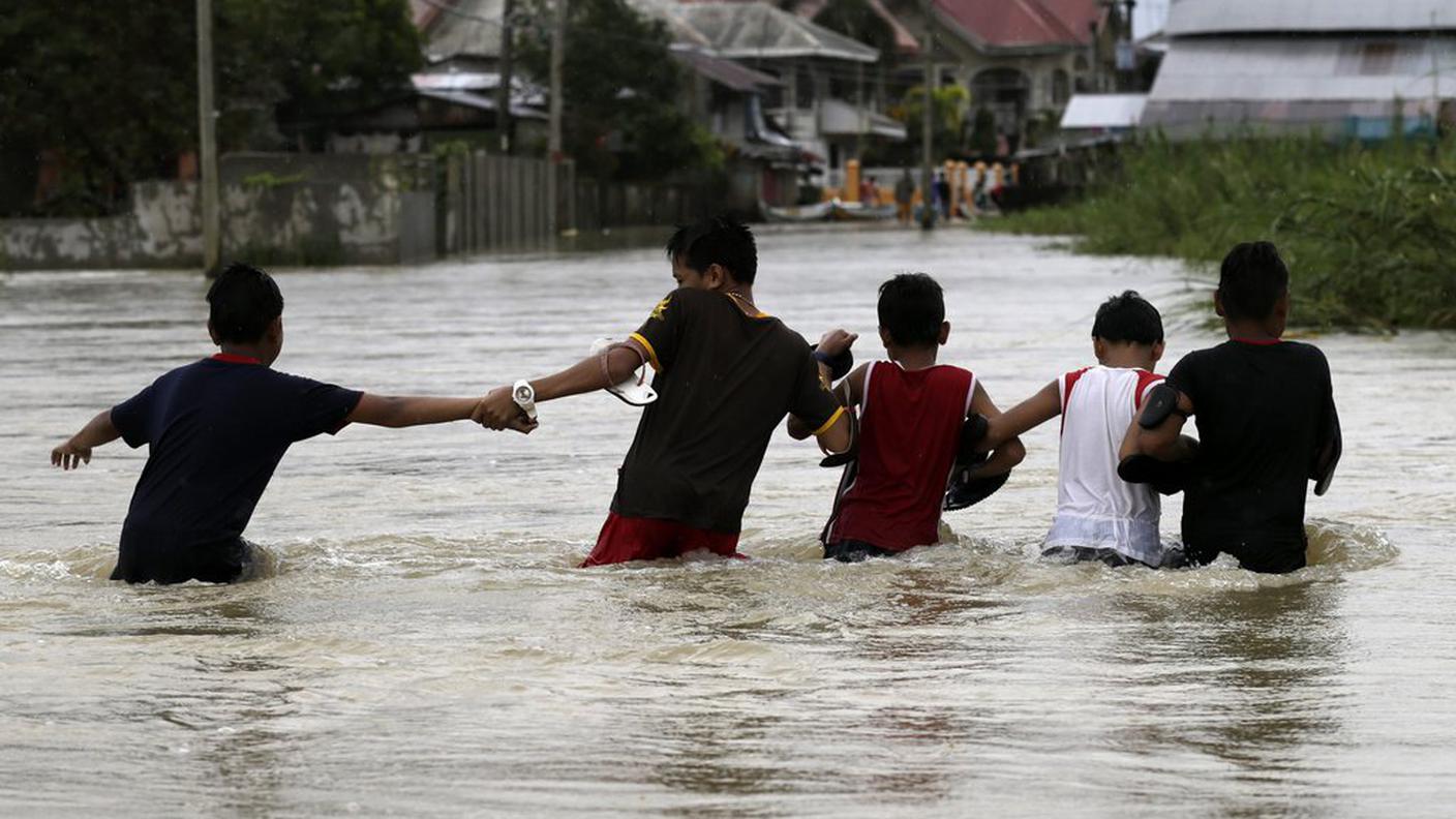 Il tifone Halong ha già causato danni nelle Filippine