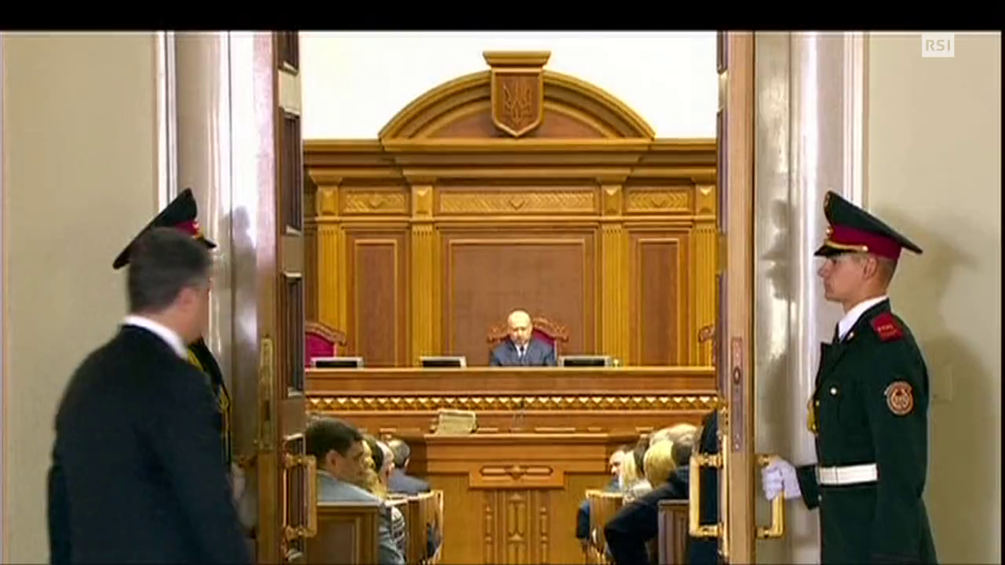 TG12.30 del 07.06.2014: "E' il giorno di Poroshenko" di Emanuele di Marco