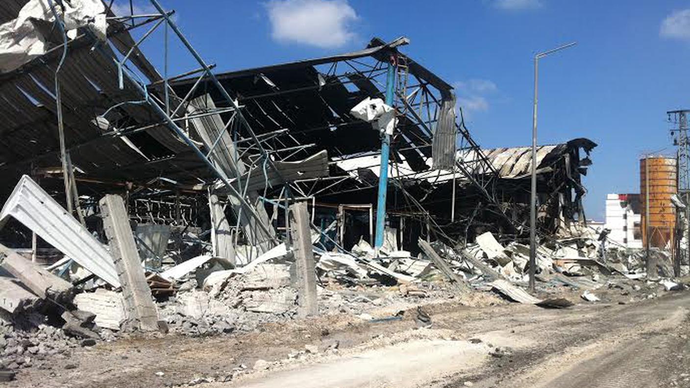 Fabbrica di piastrelle Tiles Eriz, nel nord della Striscia di Gaza, impiegava 70 operai.