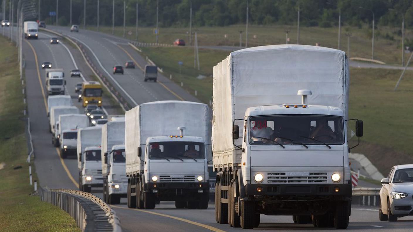 La colonna di autocarri russi in viaggio verso l'Ucraina