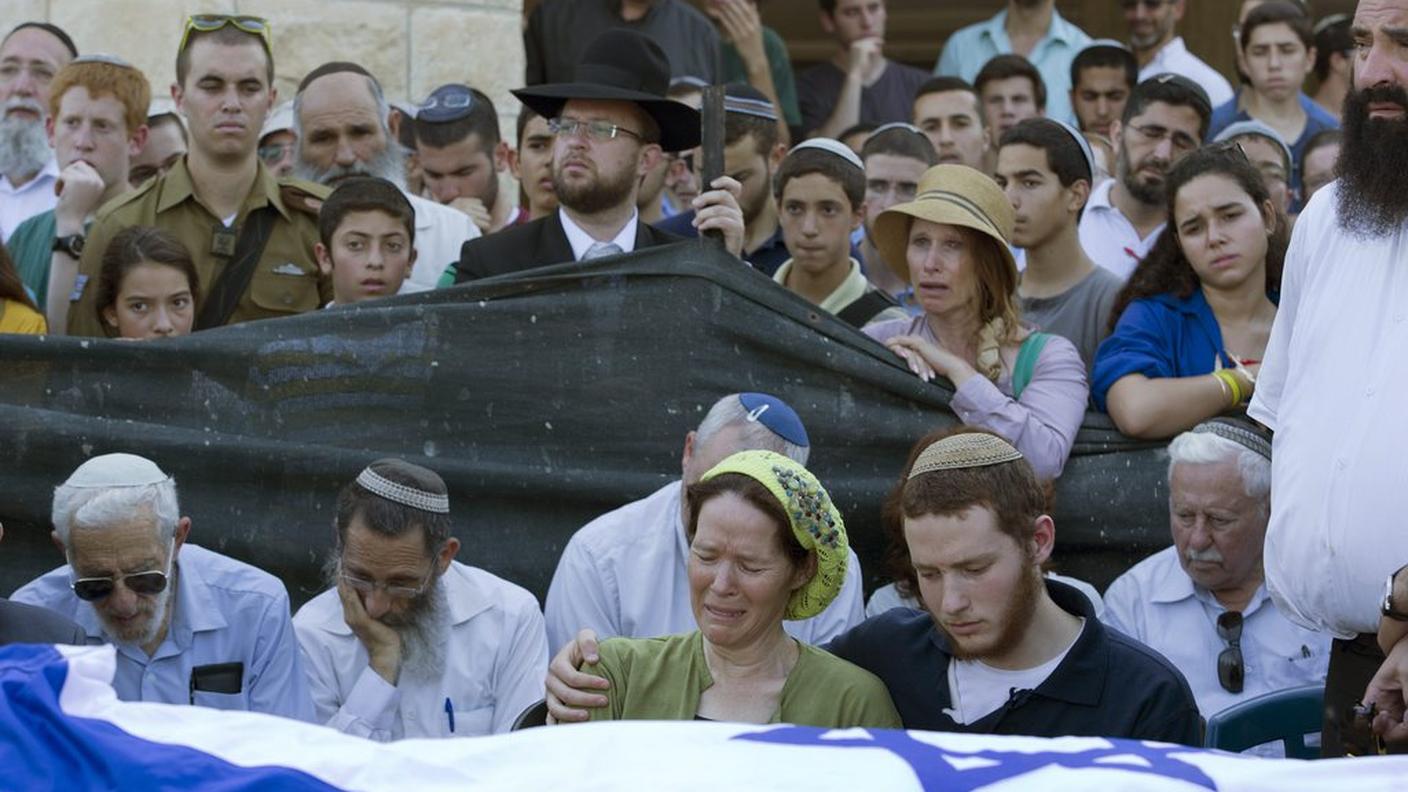 Il giorno del funerale di uno dei ragazzi uccisi