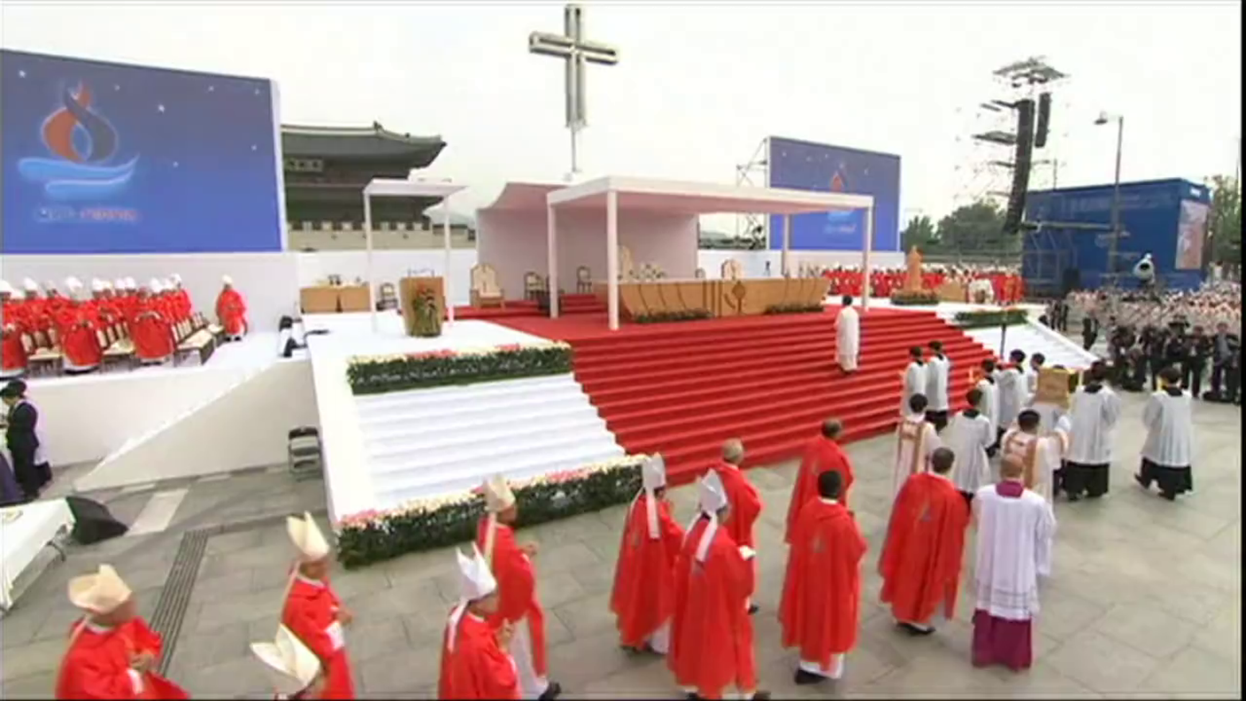 TG12.30 del 16.08.2014: "Papa; voce ai poveri e malati abbandonati" di Geremia Cometti
