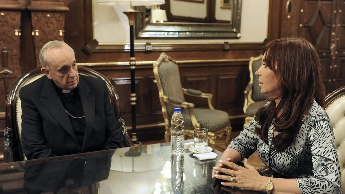 bergoglio argentina kirchner 2 ky.JPG