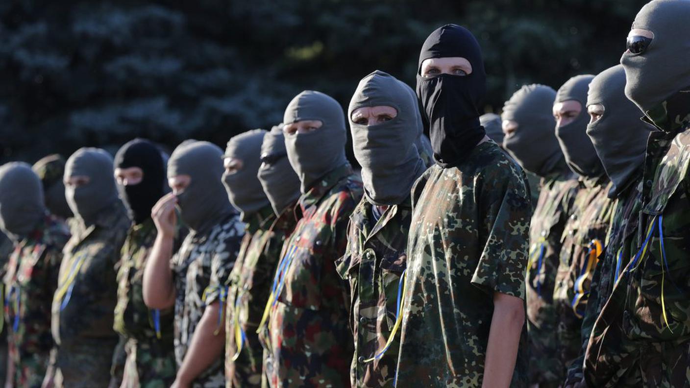 Volontari pronti a raggiungere le file dell'esercito ucraino