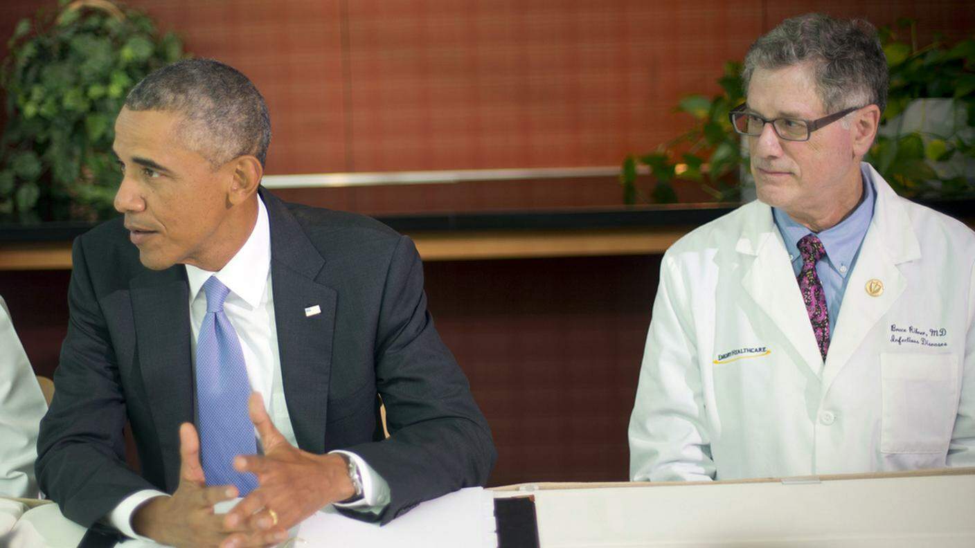 Il presidente americano Obama durante l'incontro con i medici ad Atlanta