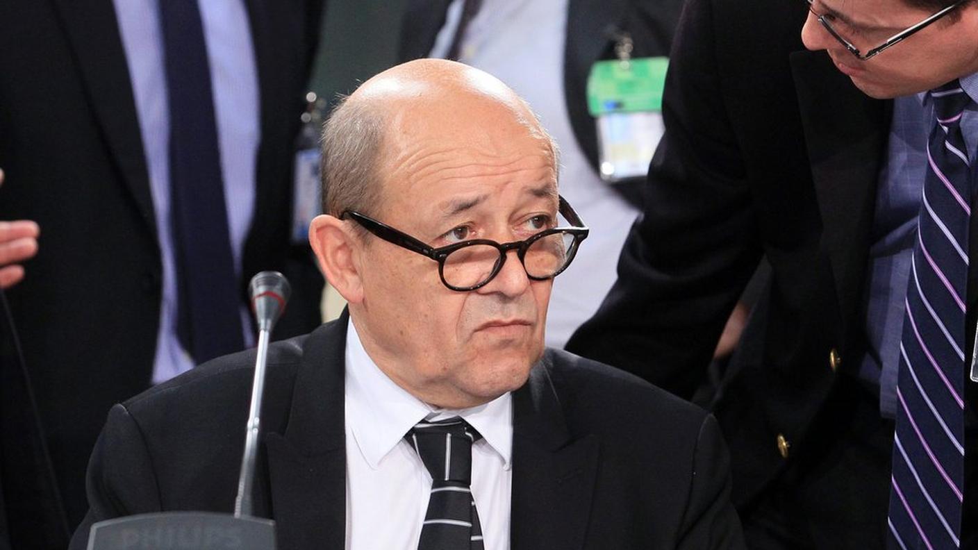 La Francia allarga i confini del conflitto