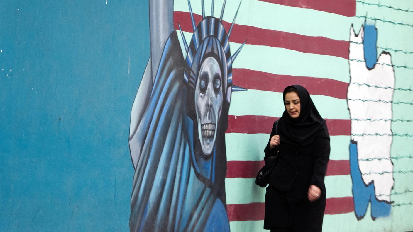 Un murales antiamericano a Teheran