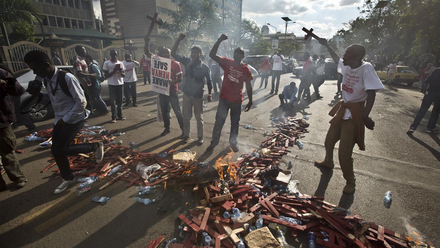 Attentati e proteste all'ordine del giorno in Kenya
