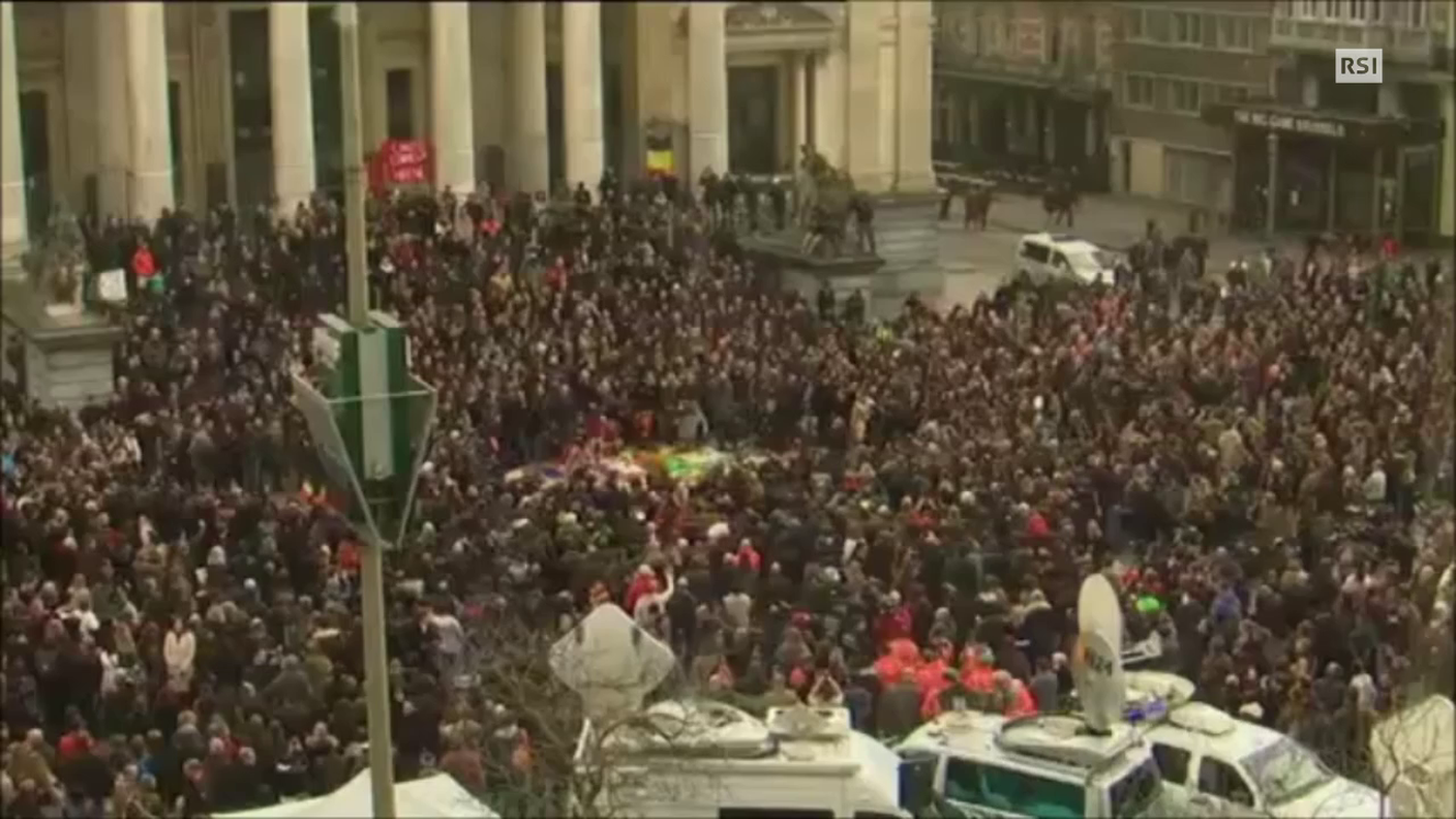 Un minuto di silenzio è stato osservato a mezzogiorno a Bruxelles (ebu)