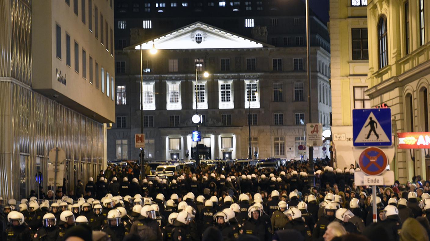 Manifestazione per pochi intimi a Vienna