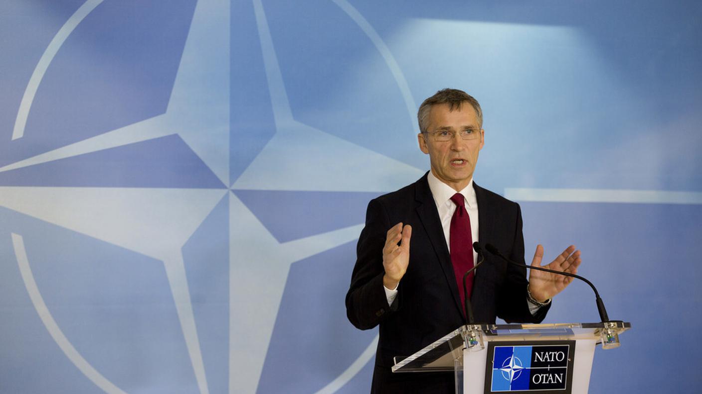 Stoltenberg apre il vertice dei ministri della difesa