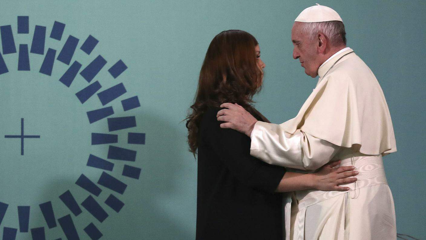 Il Papa ha ascoltato, pregato e condiviso la tristezza delle vittime di molestie in Cile