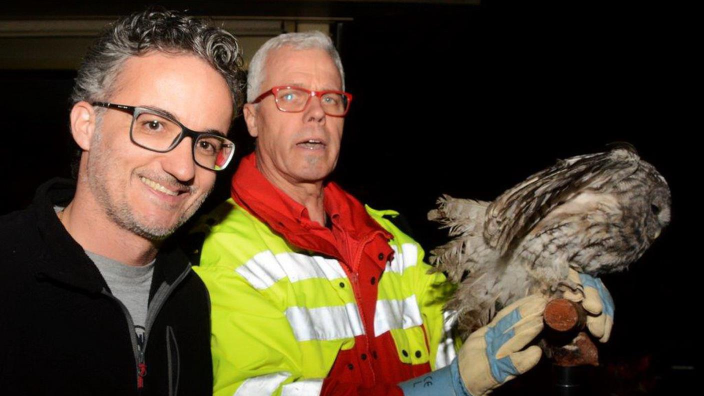 Henry con il personale della SPAB