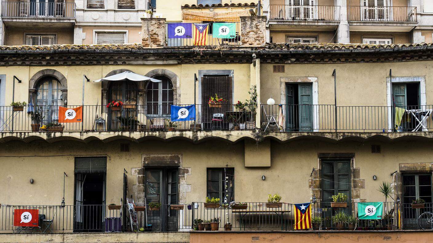 Il sentimento catalano alle finestre di Girona