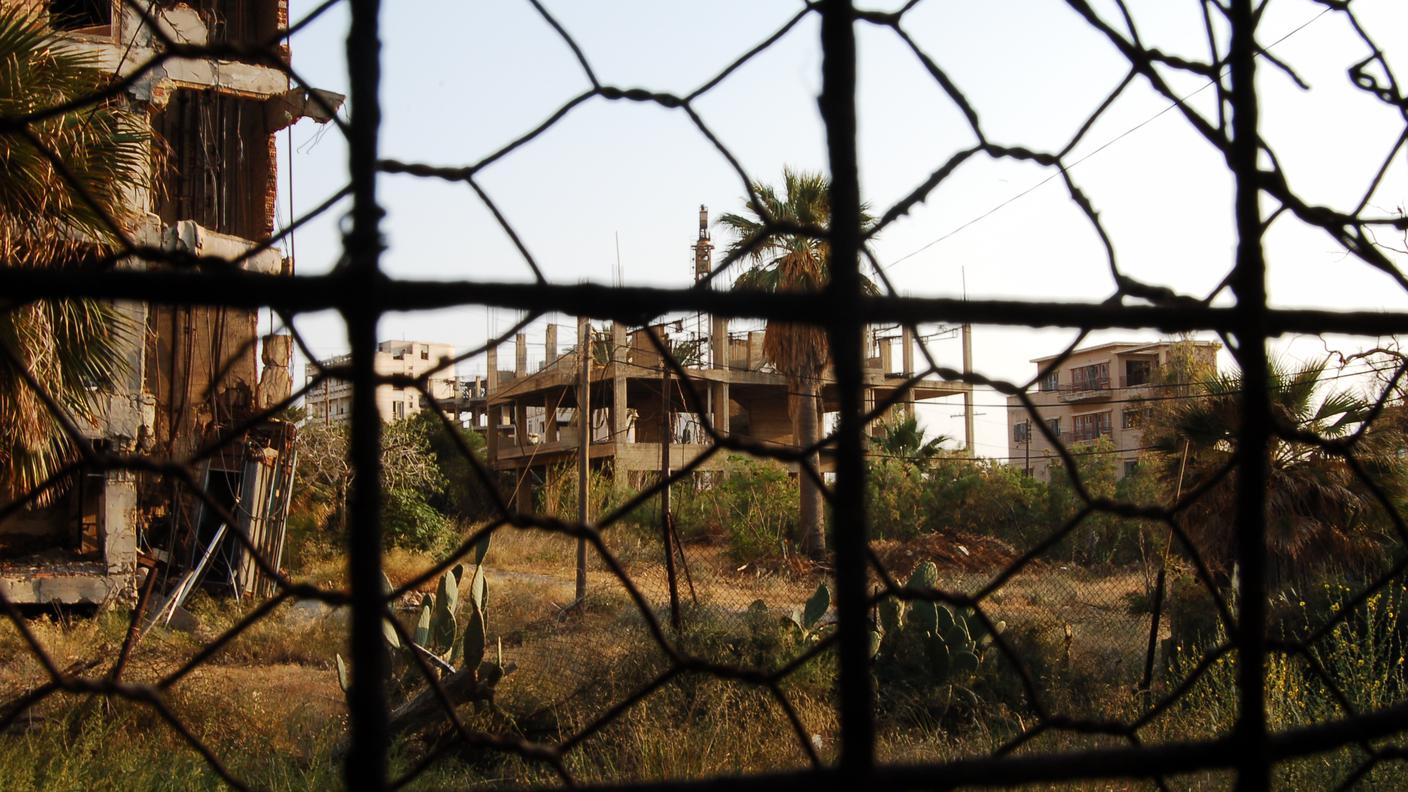 Un particolare della città fantasma Varosha, sotto sorveglianza ONU