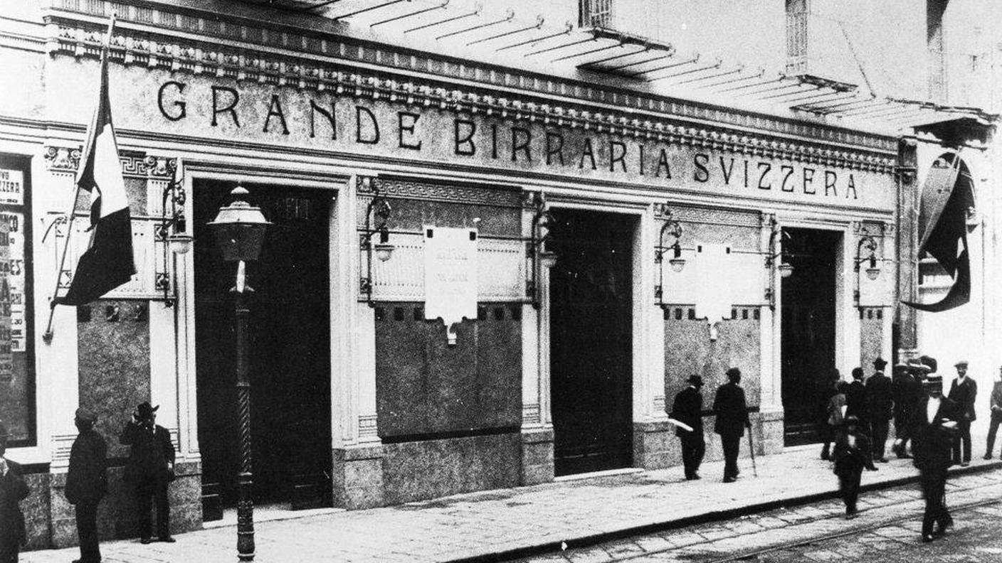 I Cavizel non sono comunque gli unici svizzeri di Catania. Qui Palazzo Tezzano, sede nell' 800 di una birreria 