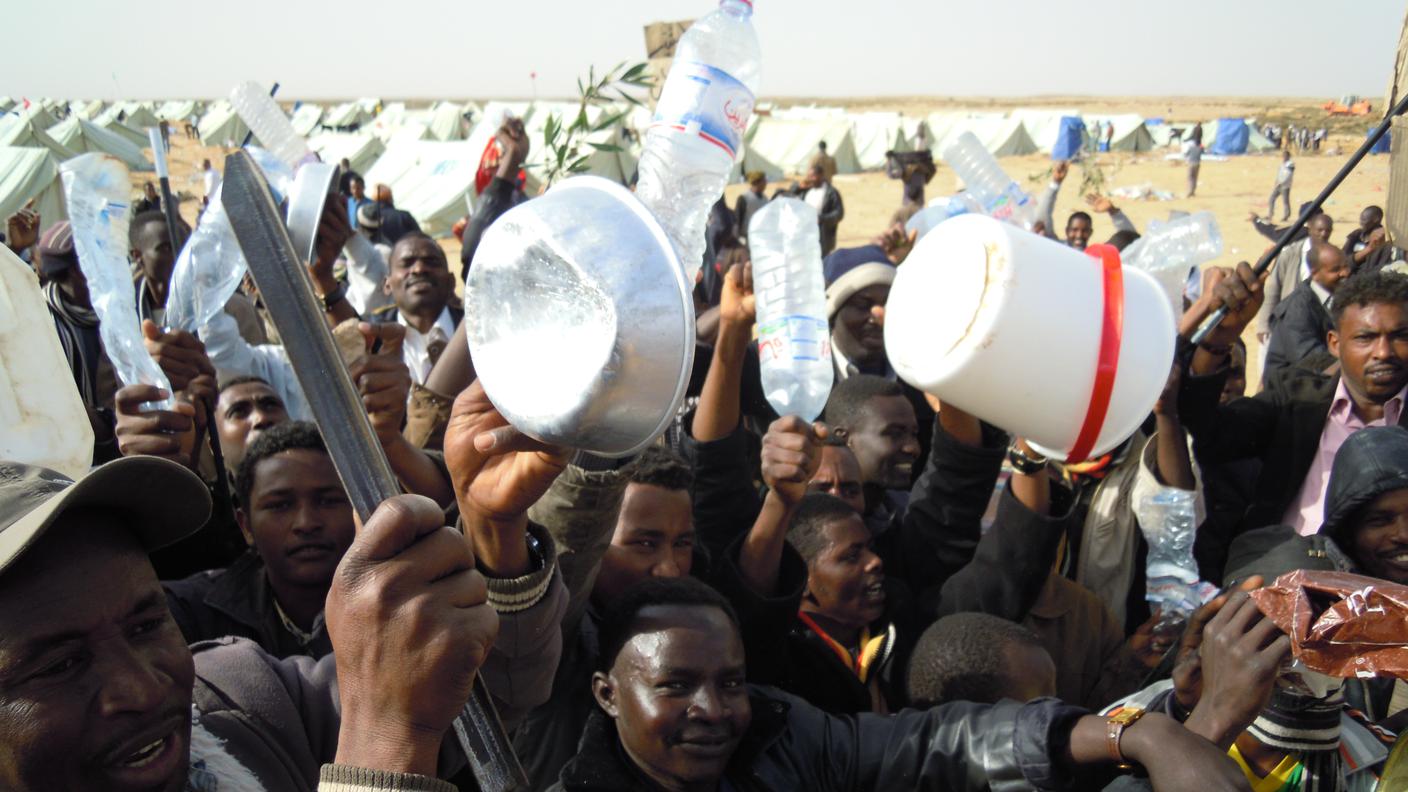 Una protesta a Camp Choucha, in Tunisia. Gran parte dei migranti fuggivano dalla desertificazione nel Sahel