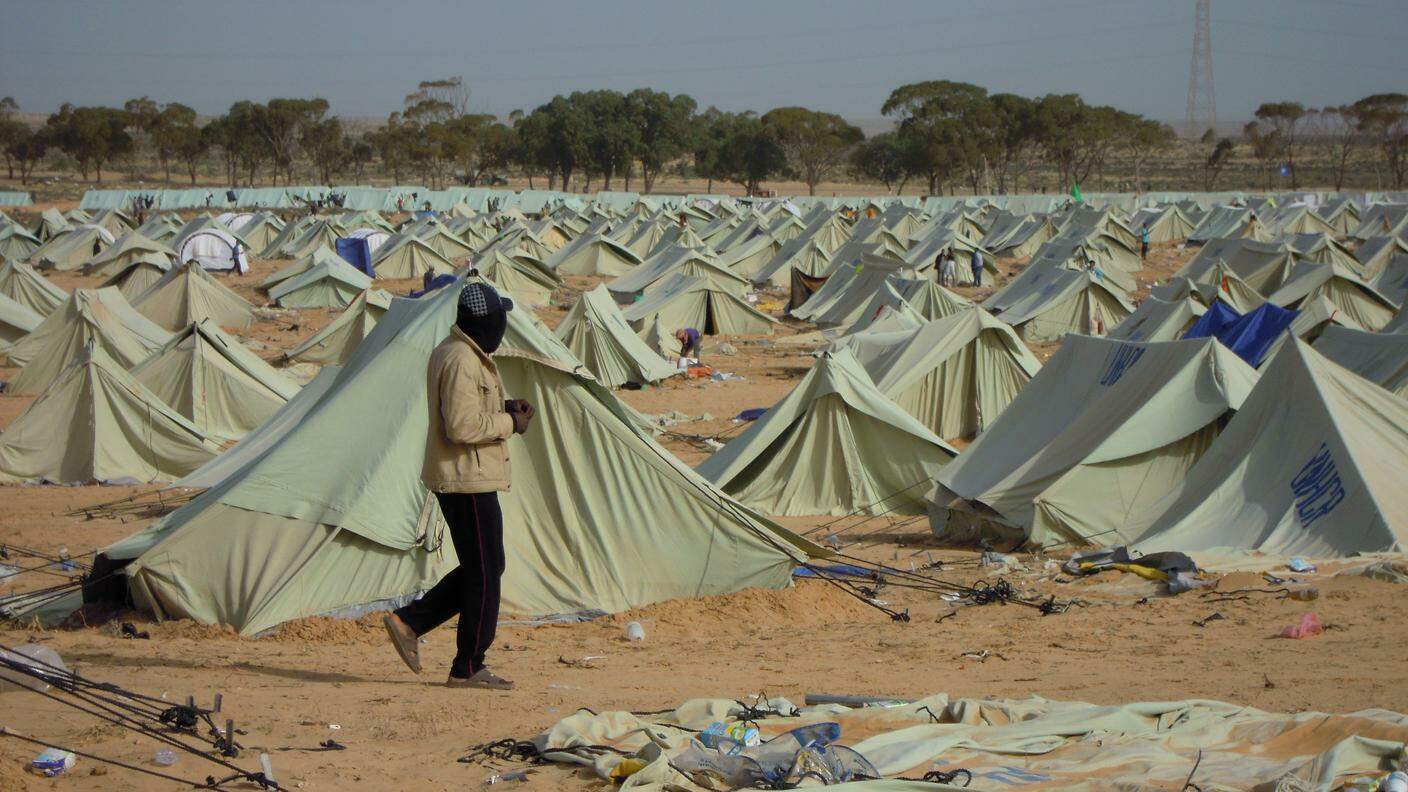 Un campo profughi in Libia