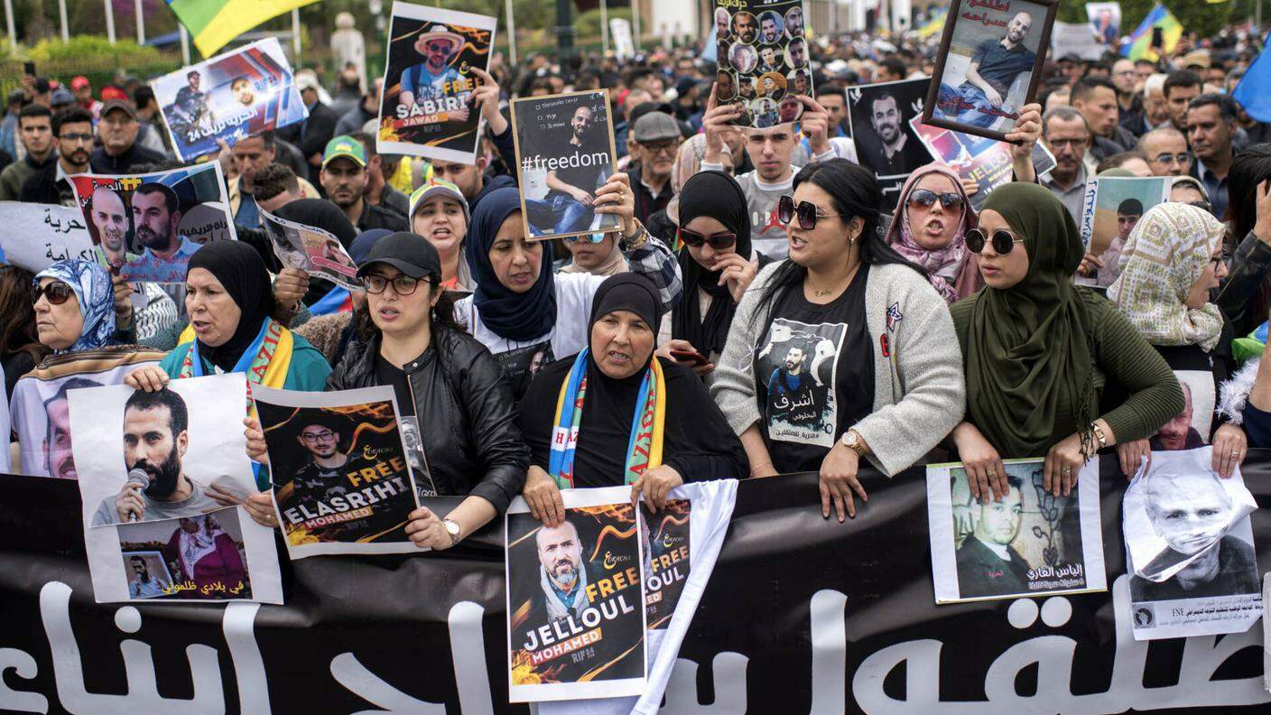 Una manifestazione nel Rif, per chiedere la liberazione dei giornalisti amazigh detenuti