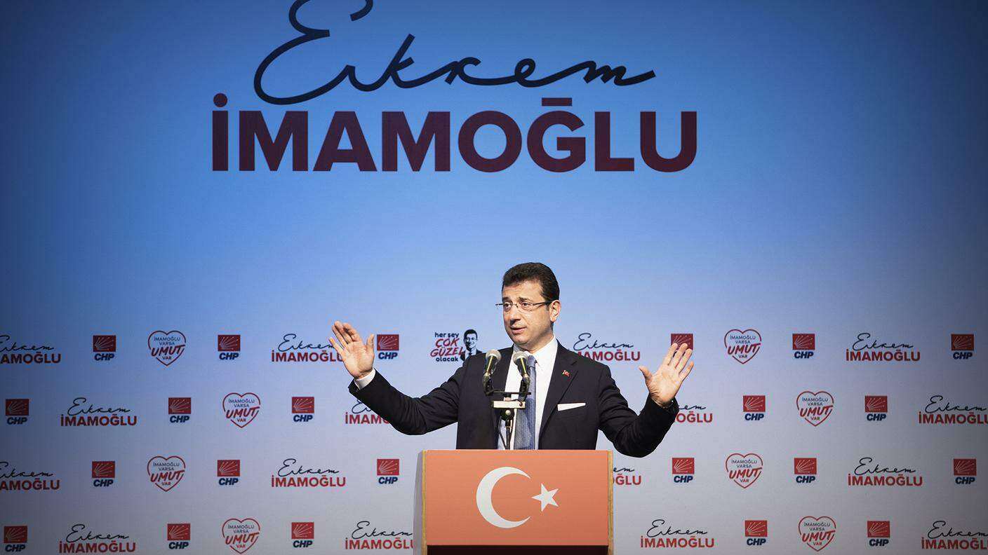 A Istanbul questo secondo round di campagna elettorale ha visto Ekrem Imamoğlu impegnato in un vero e proprio tour de force, con decine di incontri pubblici in tutte le zone della città