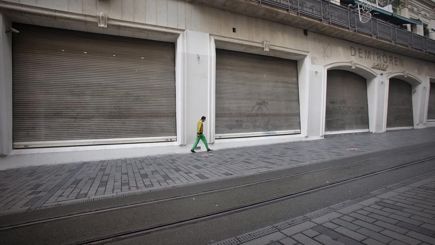Il centro commerciale Demirören sulla principale İstiklal Caddesi