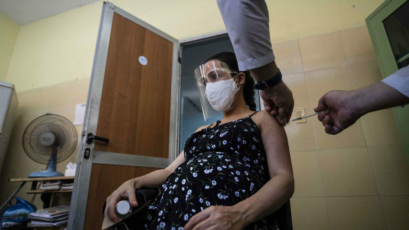 I vaccini riducono anche il rischio di natimortalità e parto prematuro