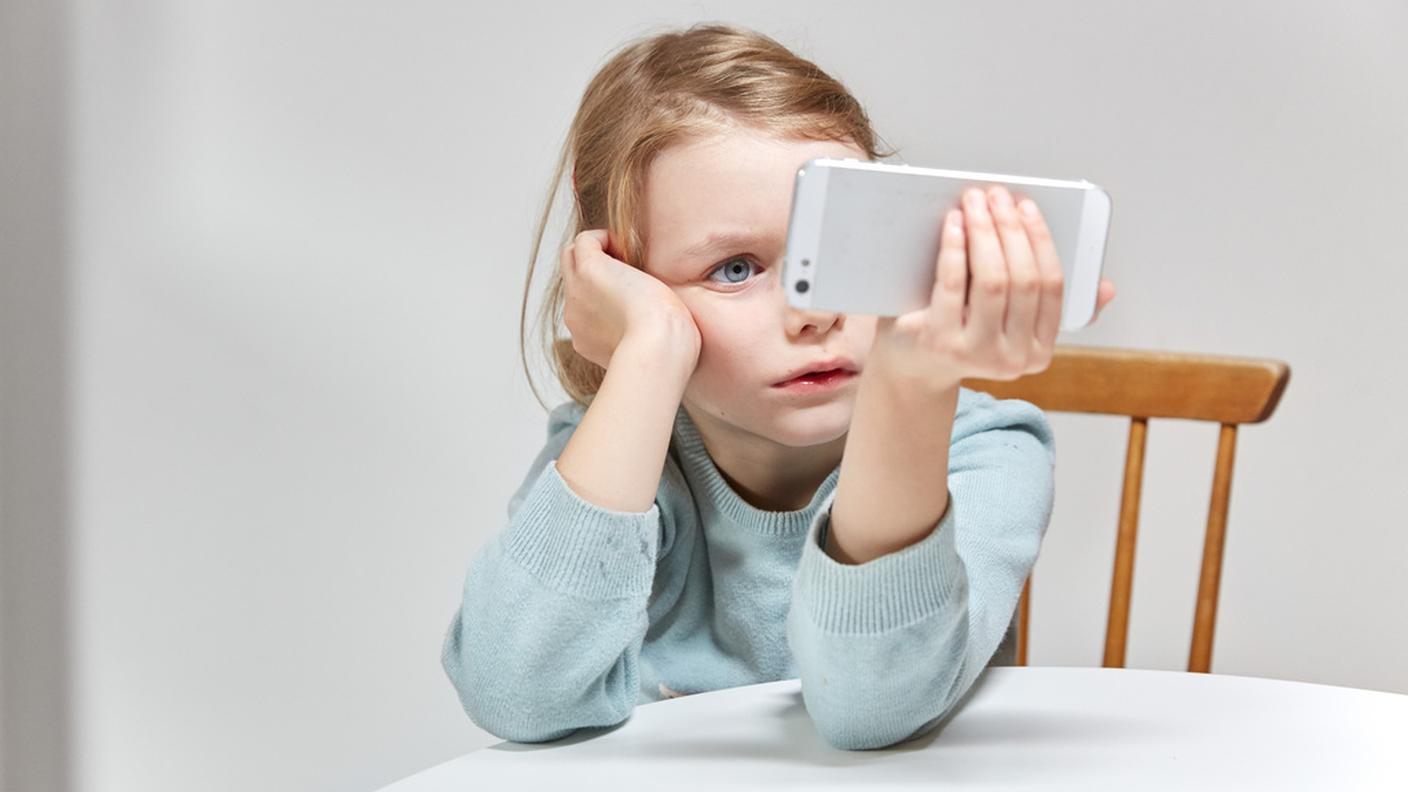 Lo smartphone non sembra conoscere crisi