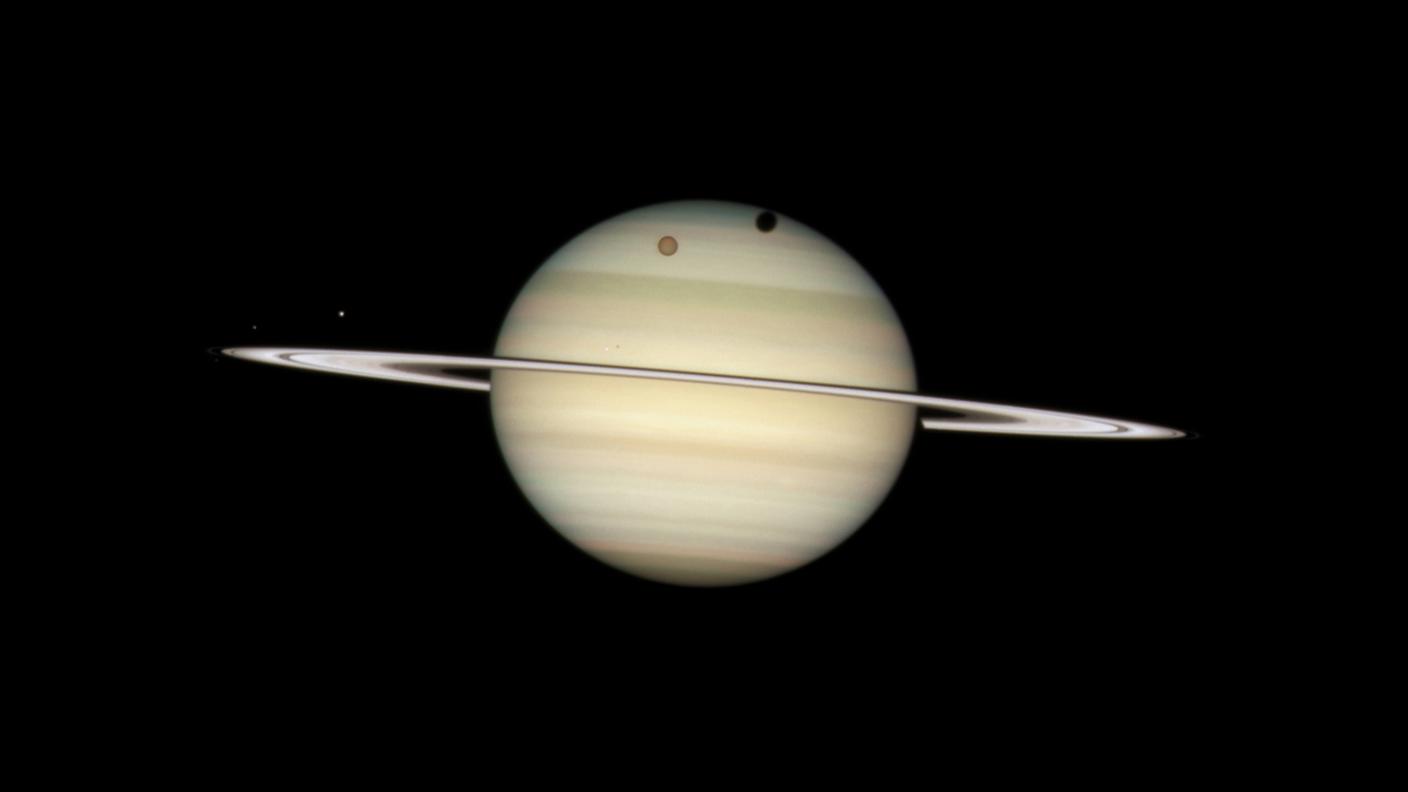 Sono 145 le lune identificate finora attorno pianeta Saturno 