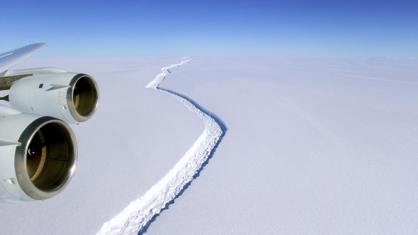 La spaccatura nella barriera di Larsen C