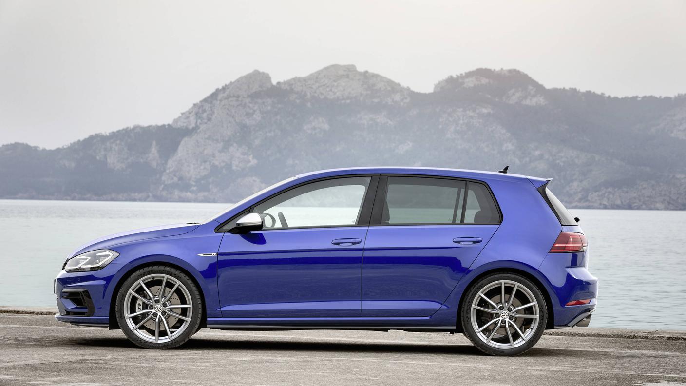 La grintosa Golf R da 310 CV adotta di serie la trazione integrale 4Motion
