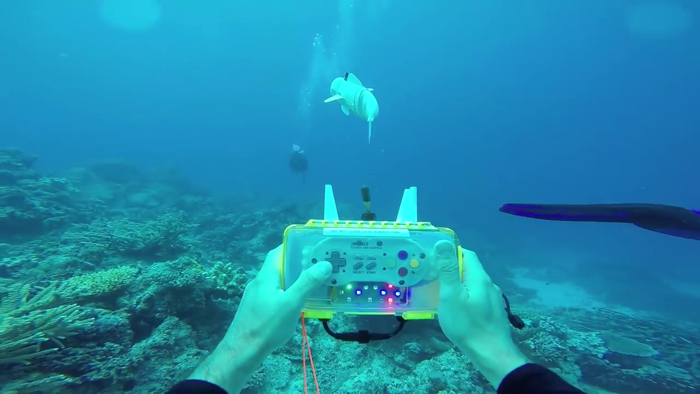 Il roboto SoFi durante una delle sue prove alle Isole Fiji