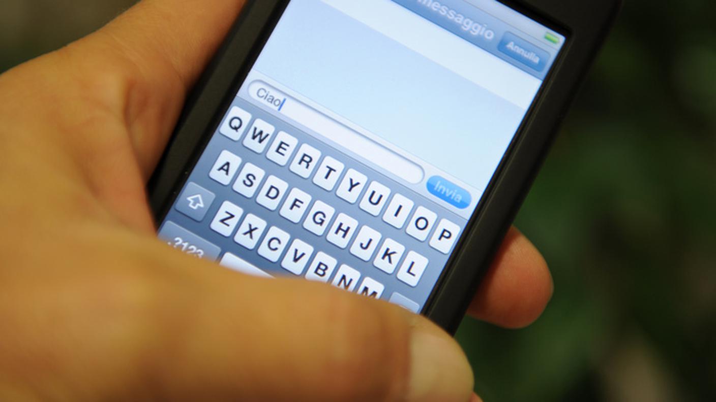 Dopo la valanga di chat, ritornano gli sms