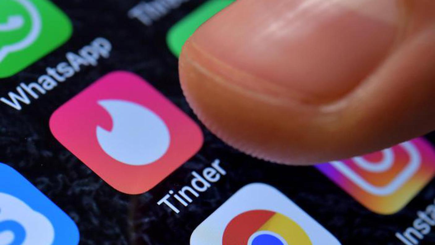 Nei profili dei giovani su Tinder si parla di clima e giustizia sociale