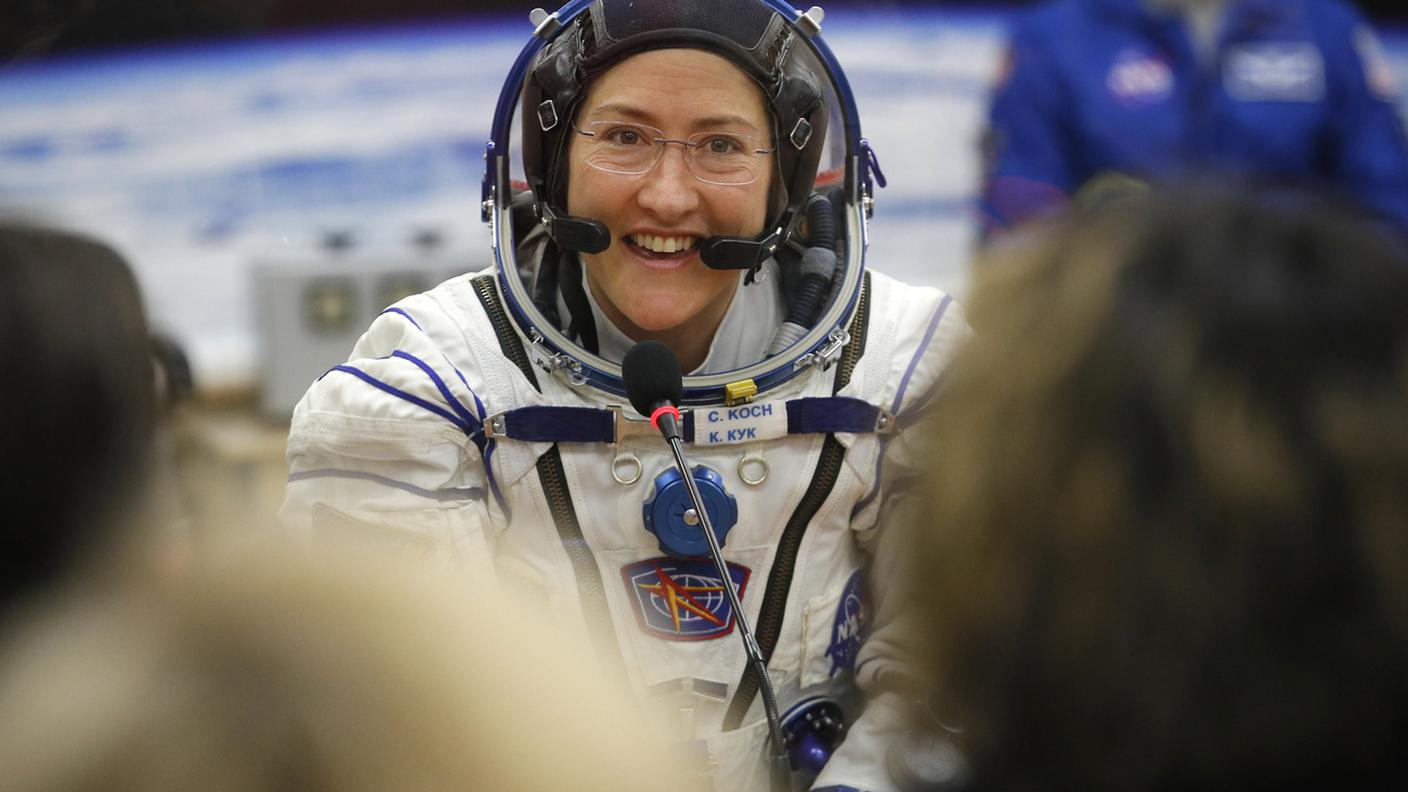 Christina Koch è stata protagonista quest'anno anche della prima passeggiata spaziale tutta al femminile