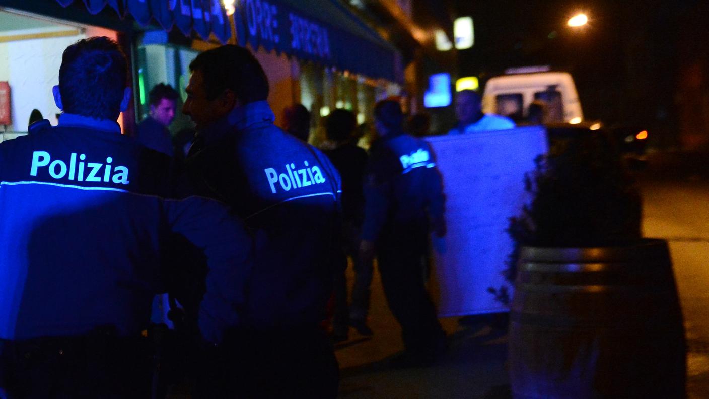 polizia locale notturno 23.04.2013 tp.jpg