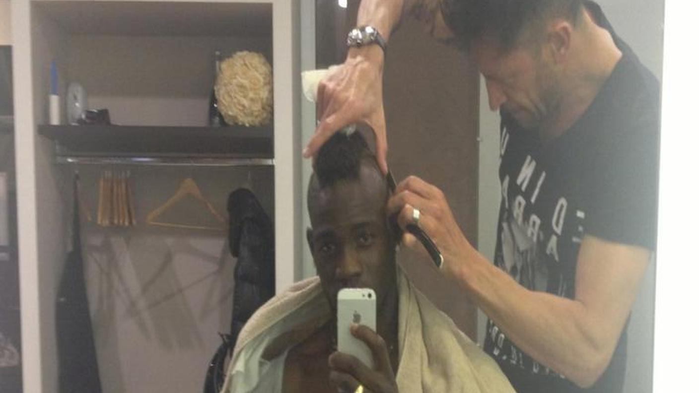 Balotelli-twitter-3.jpg