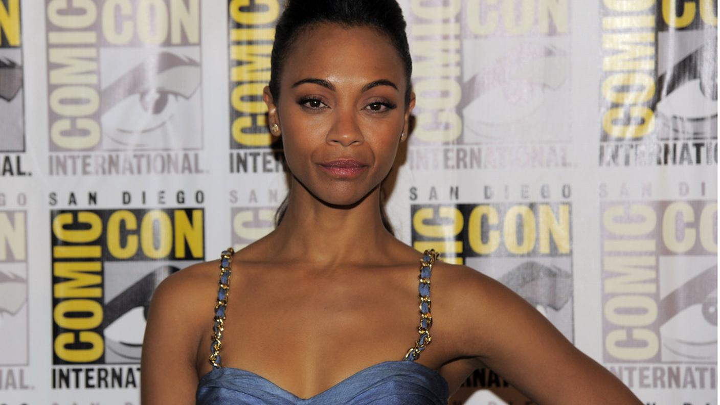 zoe saldana 11.9.13 ky.JPG